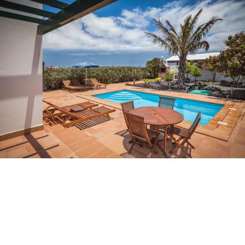 VIlla Mango I
