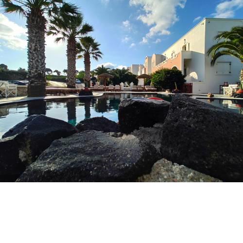 Villa Manos Hotel