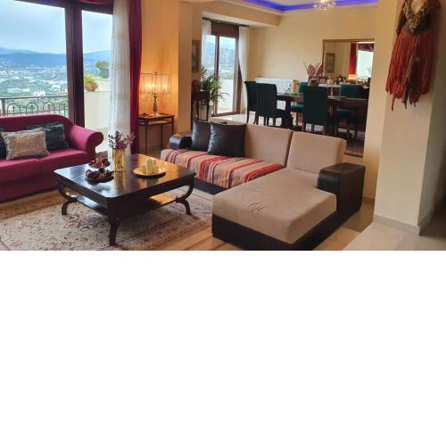 Villa Marena with extraordinary views by GHH