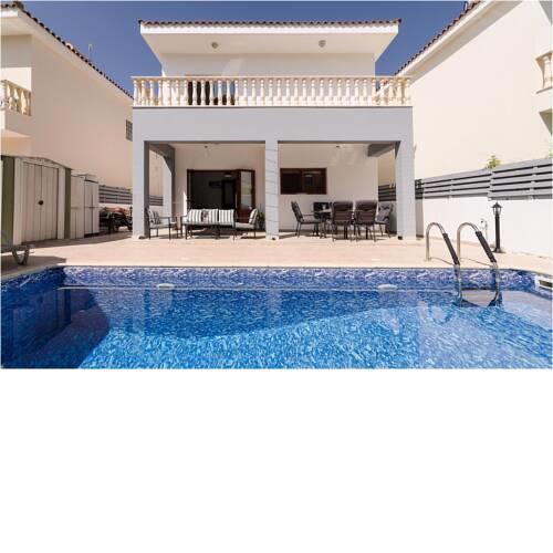 Villa Maria Elena, 3 Bed Villa Universal Area Paphos