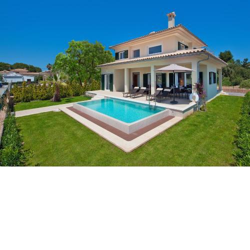 Villa Maria I