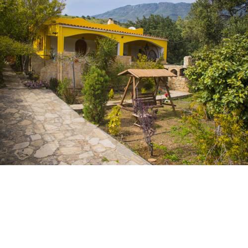 Villa-Maria