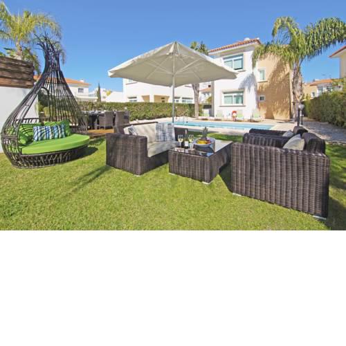 Villa Maria