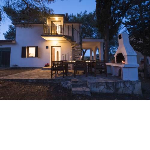 Villa Marítima - 40m to the Sea & Beach, Sleeps 4 - 9