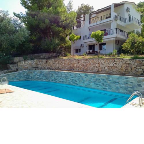 Villa Mc Arthur (Pool, View, Internet, Barbeque)
