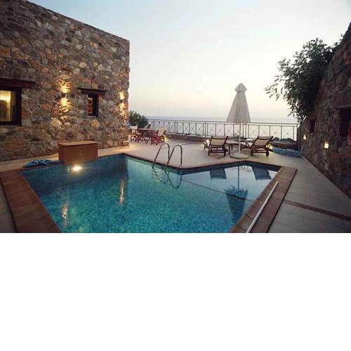 Villa Meliti is a luxury villa with the sea just a breath away.