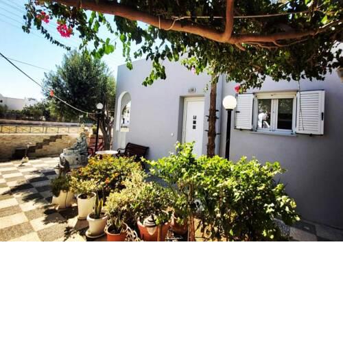 Villa Mimika Studios