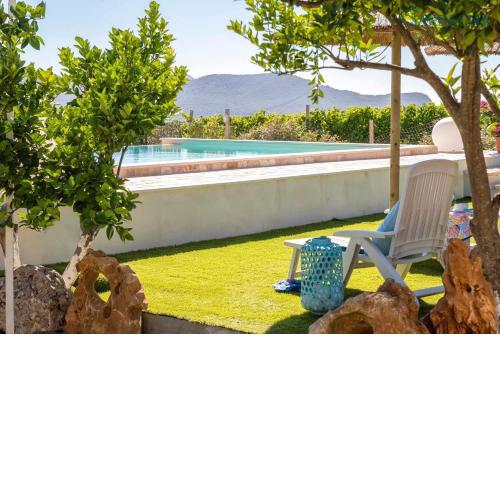 Villa Mugoni per 5 persone con patio e piscina e SPA