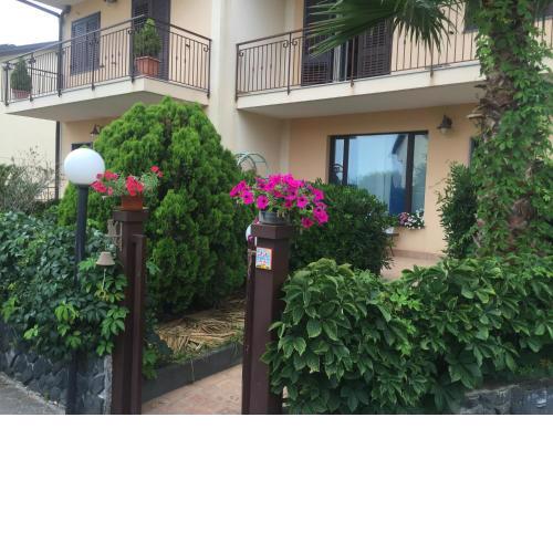 Villa Muse Holiday Locazione Turistica sul mare Capo Mulini, Acireale - Sicilia, Italy