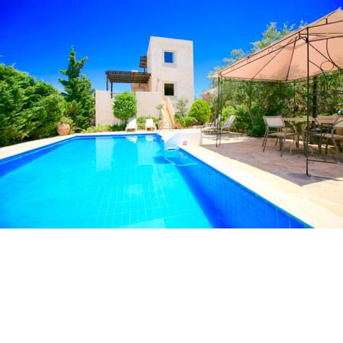 Villa Myrsini