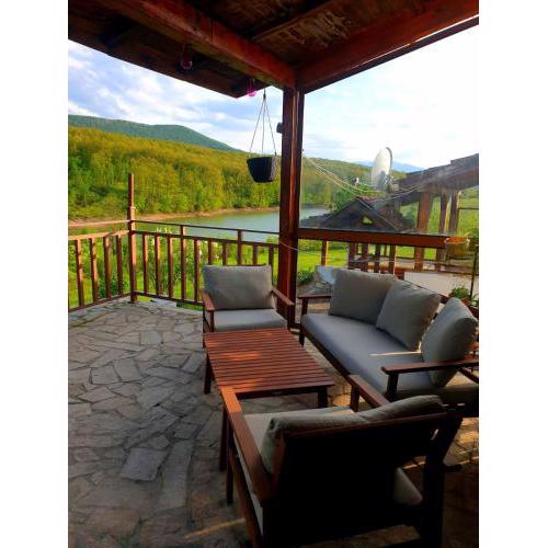 Villa Natura,a private villa next to a picturesque lake near Vratsa