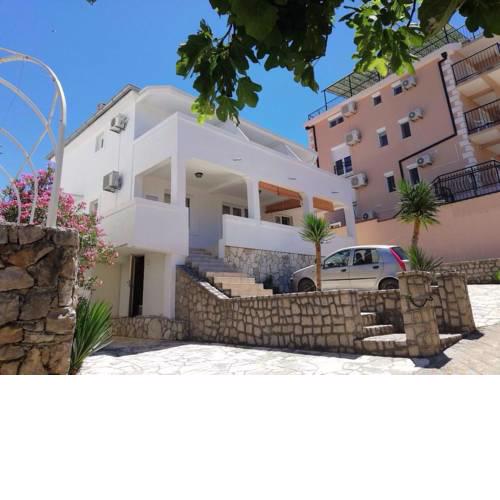 Villa Nautica