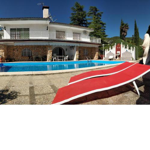 Villa Nautilus: Casa familiar rural con piscina y increíbles vistas