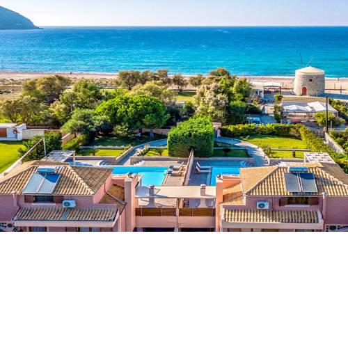 Villa next to the Beach