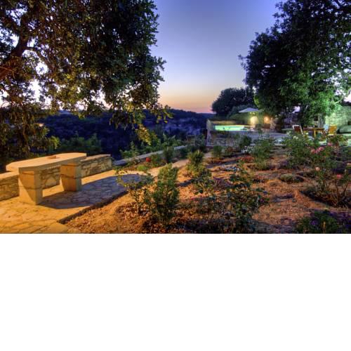 Villa Nikolaos