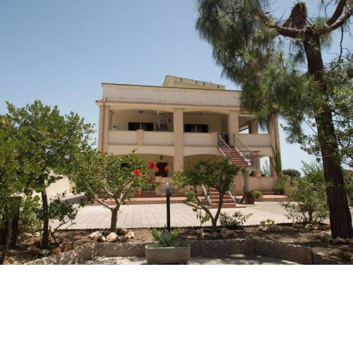 VILLA NINETTA Piano Terra con veranda