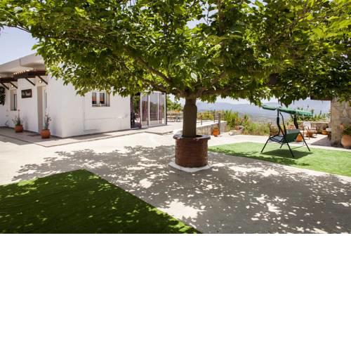 Villa Ninirakis with awesome views!