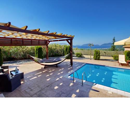 Villa Nireaus