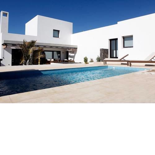 Villa Nueva 2 with private pool