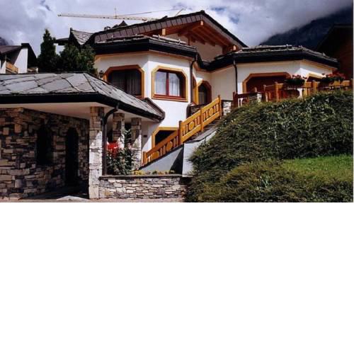 Villa Octogon