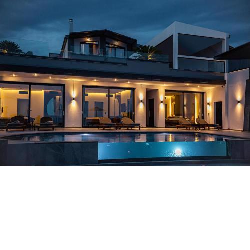 Villa OMNIA - Luxury Bound on Earth