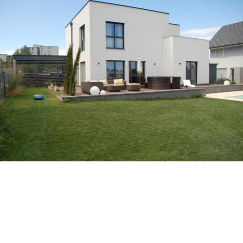 Villa P