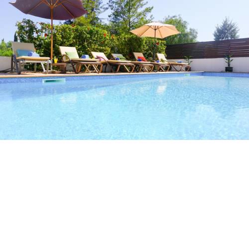 Villa Palm Breeze