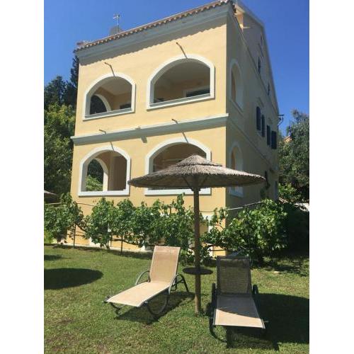 Villa Panorama Astrakeri Beach