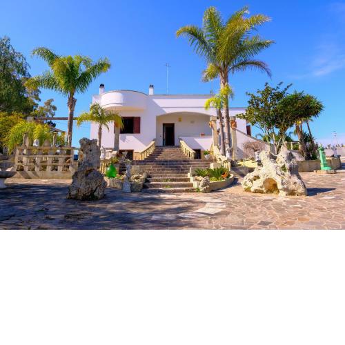 Villa panoramica 6 camere e 4 bagni m440