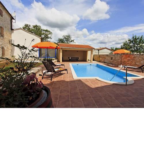 Villa Peresiji 81