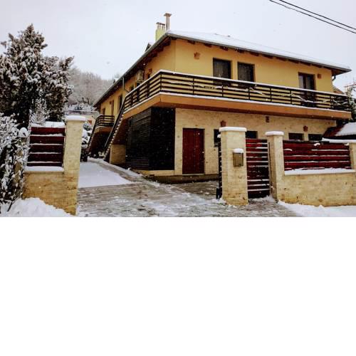 Villa Pilis Dunakanyar