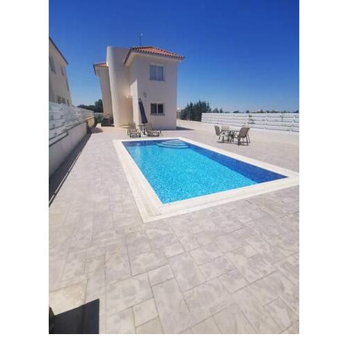 Villa Plaza