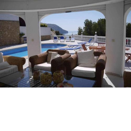Villa privada con gran piscina caliente frente al mar aawifi bbqvistas