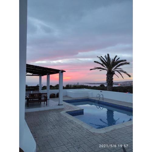 Villa private pool, Sea view Apartment
