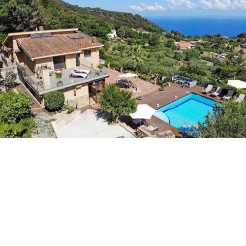 Villa Provenza 12&4