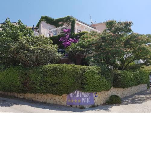 Villa Puljic : In this charming app. with 4 you will spend amazing time