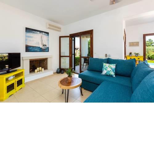 Villa Pyramus with Private Pool