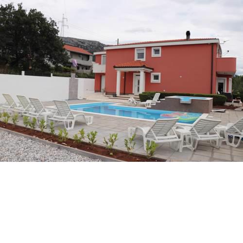 Villa Queen "AHN"