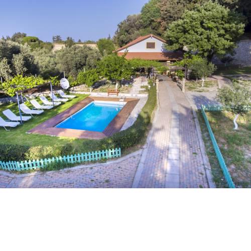 Villa Rafaela