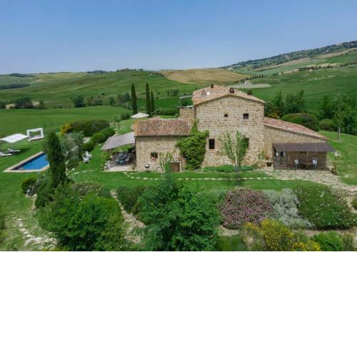 Villa Romantica by MC Luxury Rentals