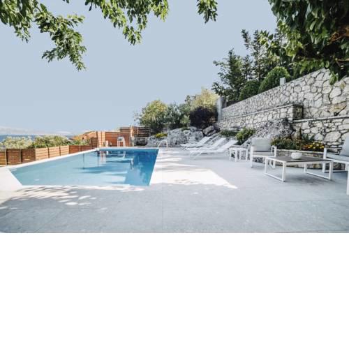 Villa Rosebud