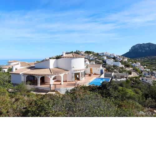 Villa Salvador
