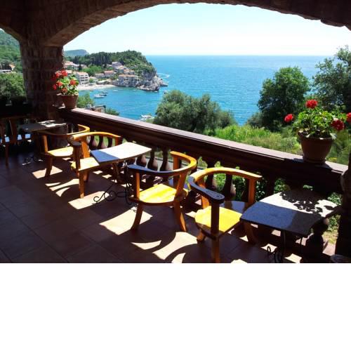 Villa Sara Guesthouse