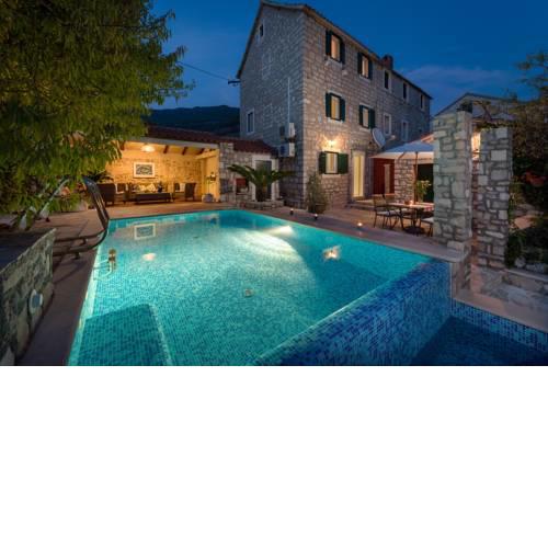 Villa Sea Side