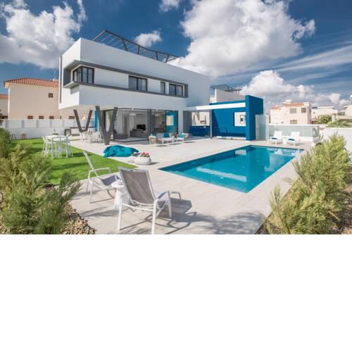 Villa Sky
