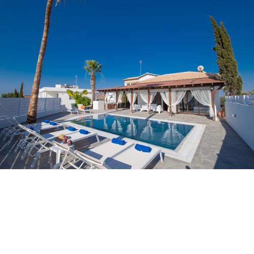 Villa Socrates