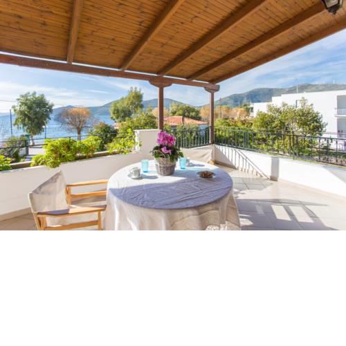 Villa South Evia next to the sea