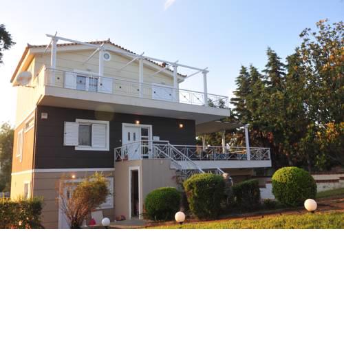 Villa Stilvi II - Relaxing in a Full of Positive Energy House