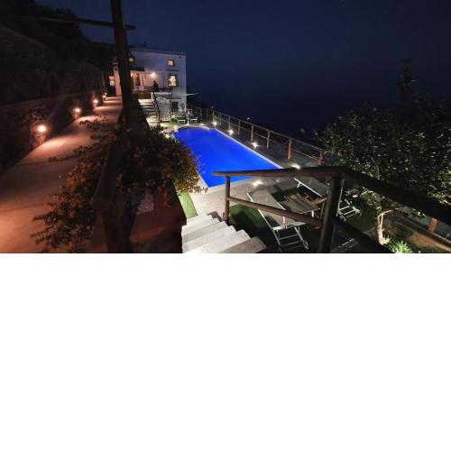 Villa Sunrise. Pool and seaview in Amalfi Coast