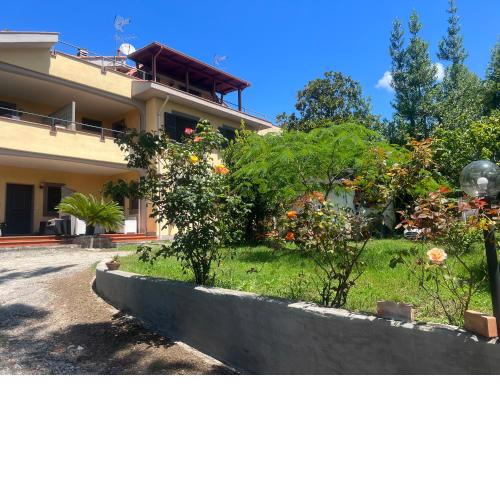 Villa TANA close to the Ryder Cup 2023 Marco Simone Golf Club at 6 kilometres